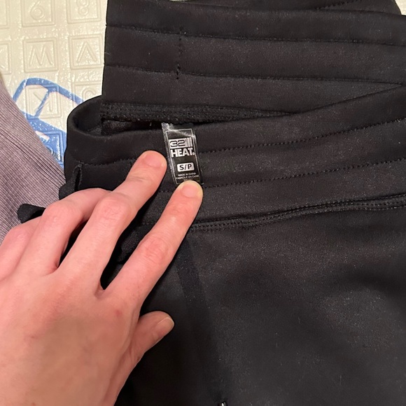 Collection/lot of name brand joggers (including Roots, adidas, Gap, and more) - Picture 2 of 7